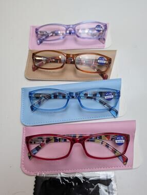 4 pack Bluelight Readers with Soft Cases 1.75 magnification Multicolor